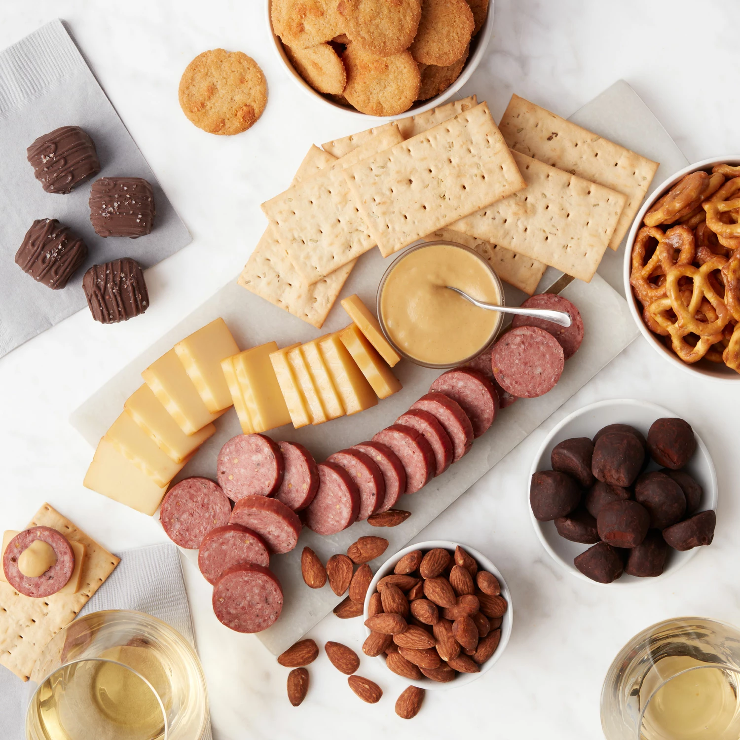 California Gourmet Wine Gift Basket 4 California Gourmet Wine Gift Basket - Image 2