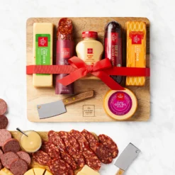 Classic Bites & Board Gift Set