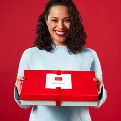 Hearty Bites & Chardonnay Gift Set -HICKORY FARMS Sales model alt core box