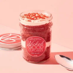 Cupcakes & Tost Non-Alcoholic Rosé Gift Set -HICKORY FARMS Sales red velvet cupcake 003561 alt